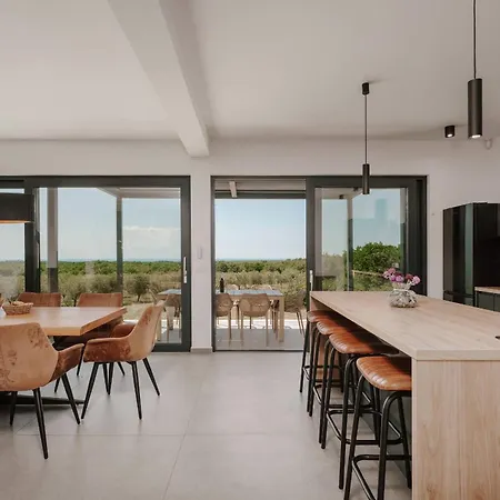 Luisa Villa Višnjan